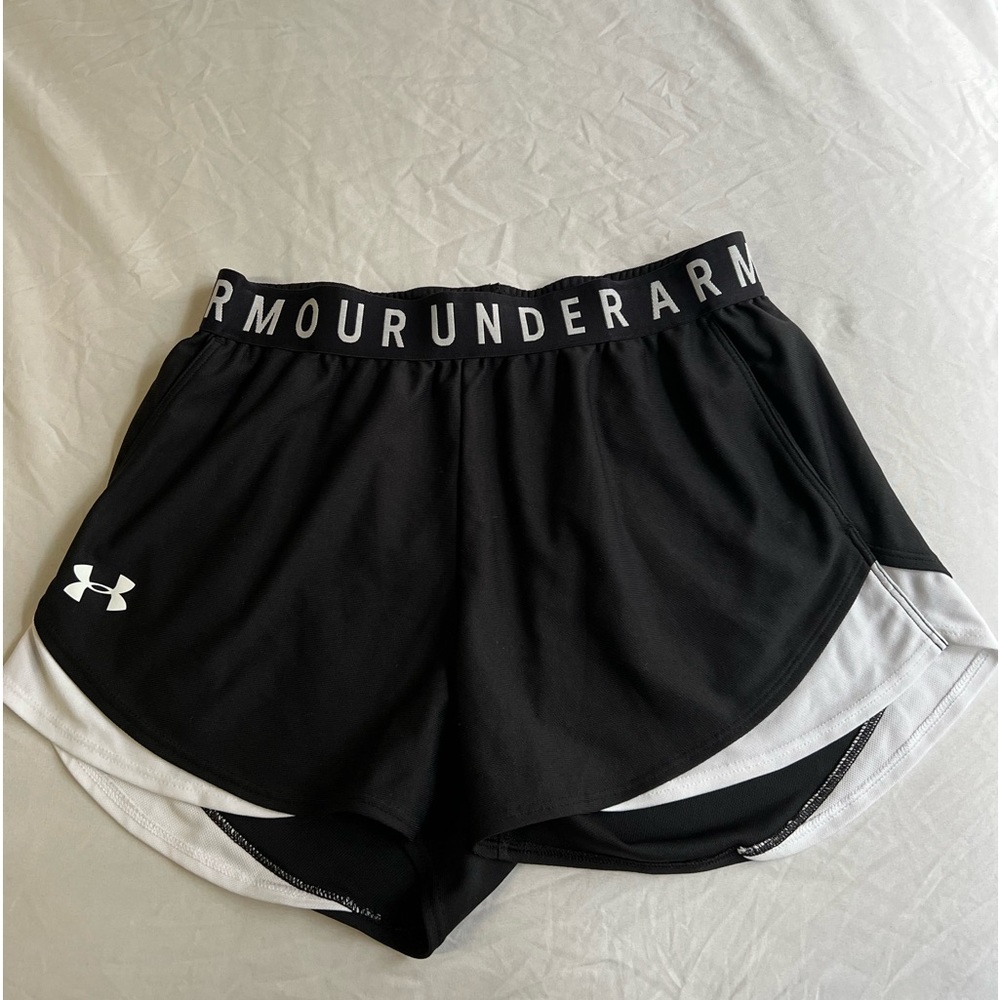 Athletic shorts